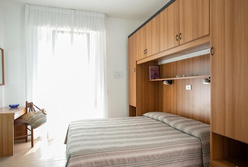 rooms-vista-plus-balcony-double