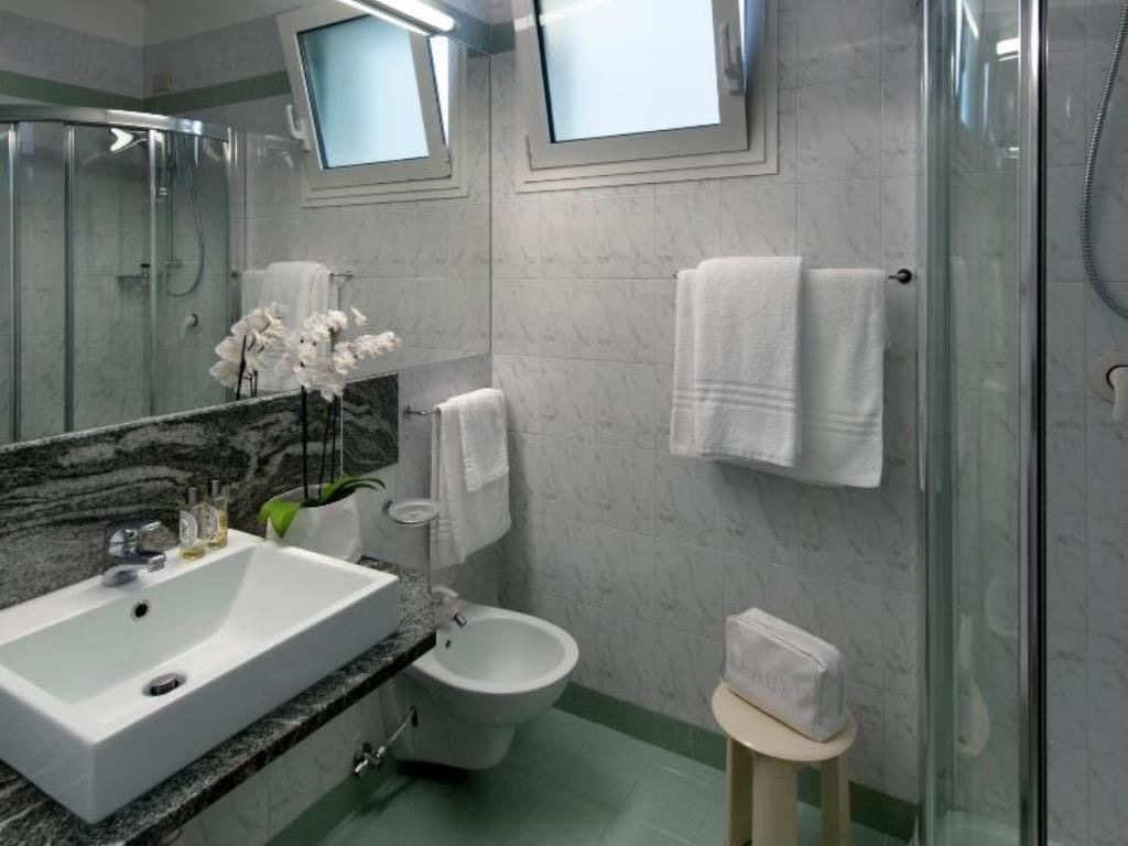 rooms-classic-triple-room