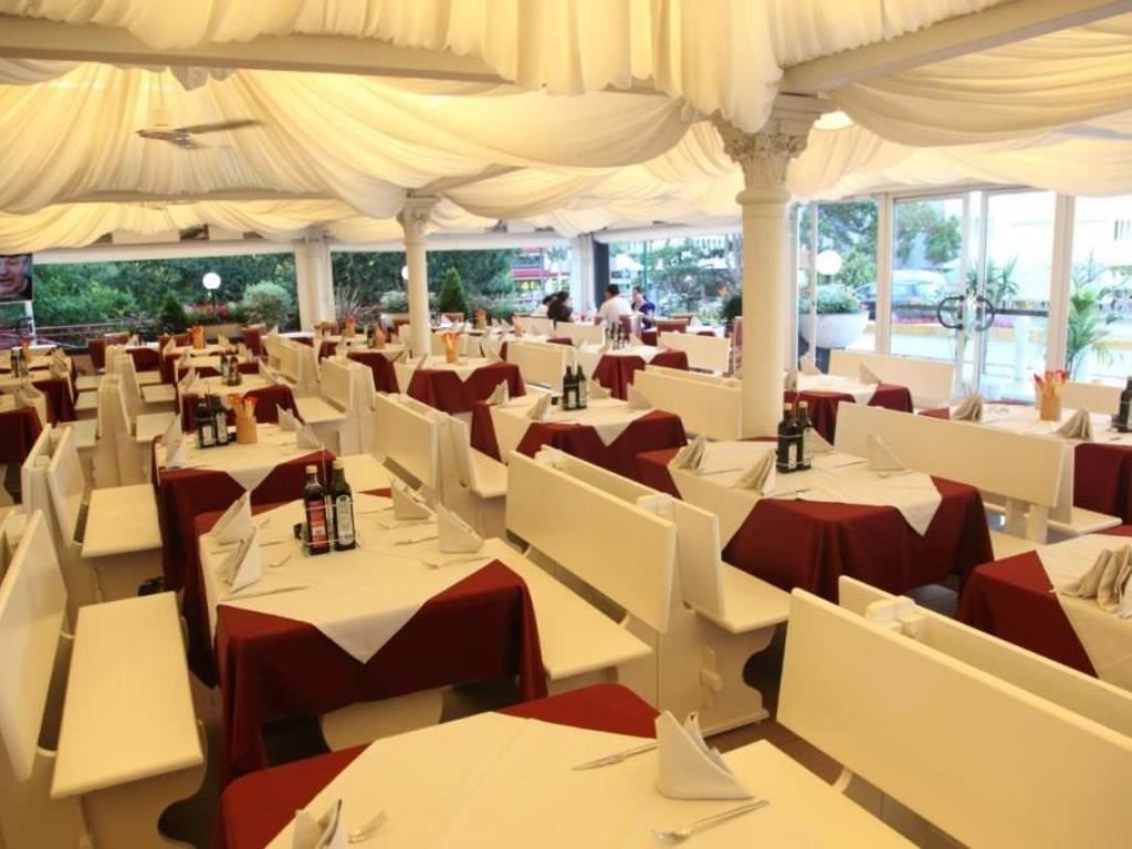 restaurants-restaurant