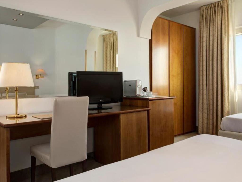 rooms-classic-room-3-pax
