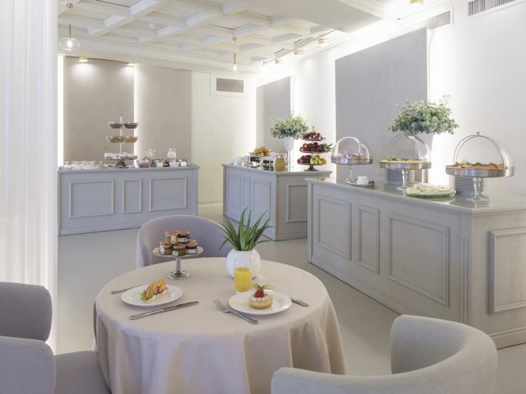 restaurants-restaurant