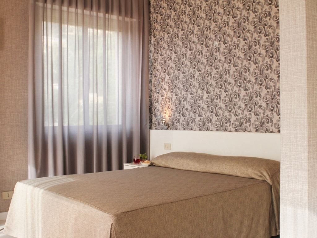 rooms-superior-room-with-balcony-sea-view