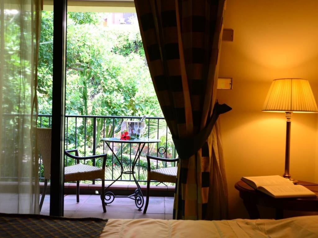 rooms-superior-room-with-balcony-or-terrace-sea-view