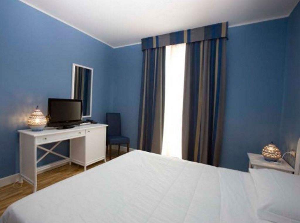 rooms-classic-room-with-balcony