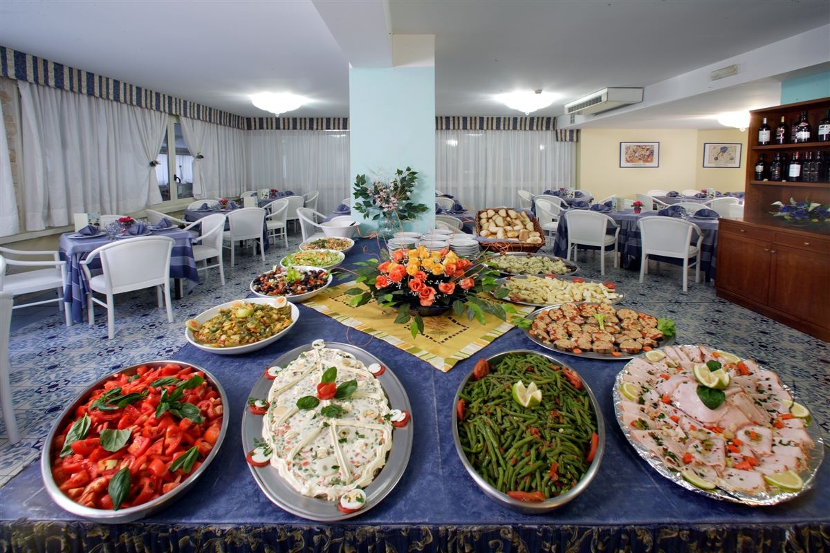 restaurants-restaurant