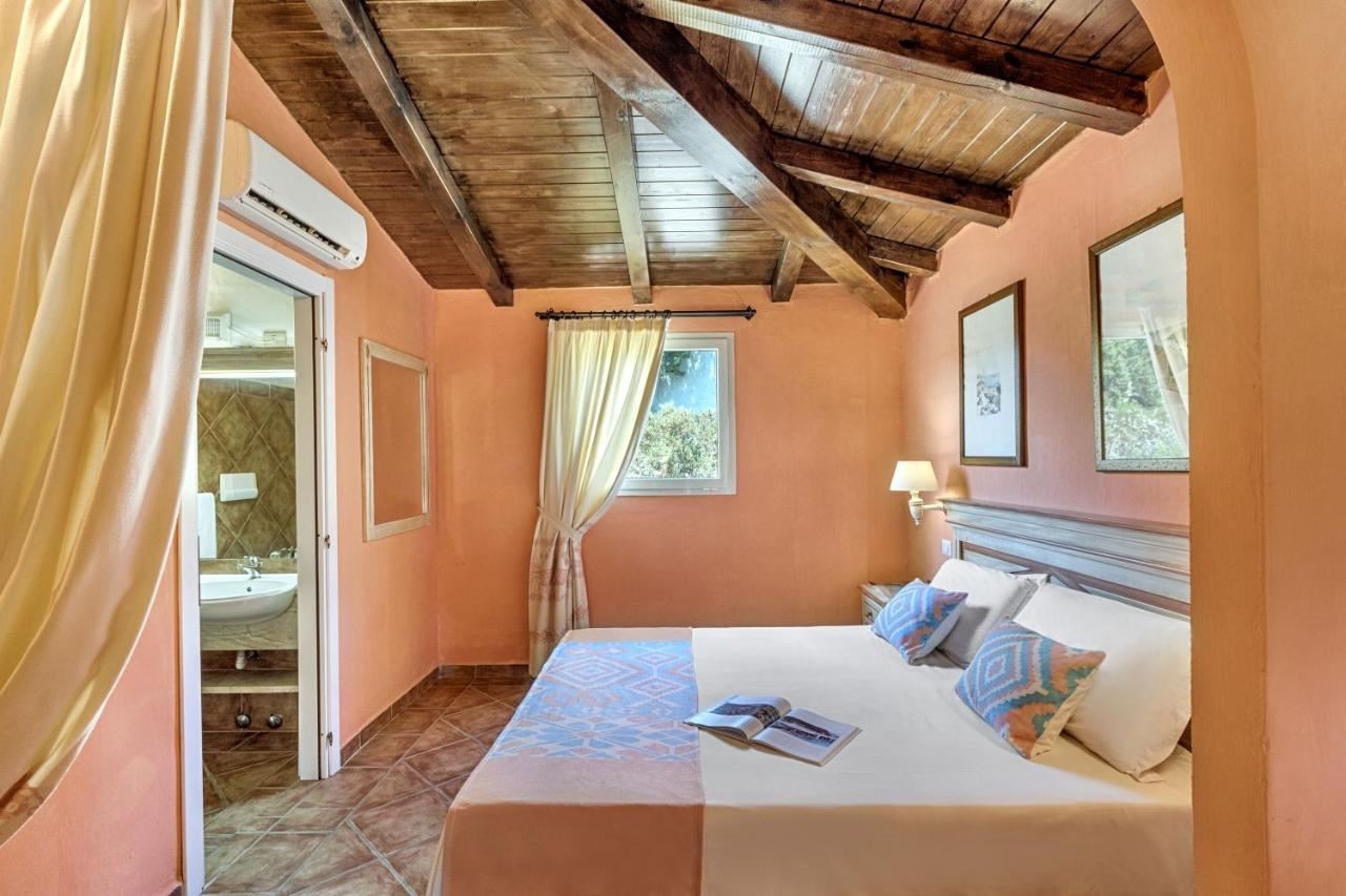 rooms-doppia-deluxe-vista-piscina