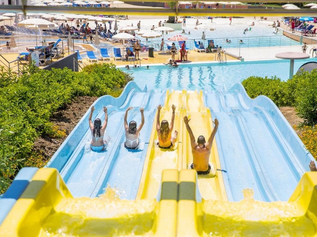 water-park-water-park