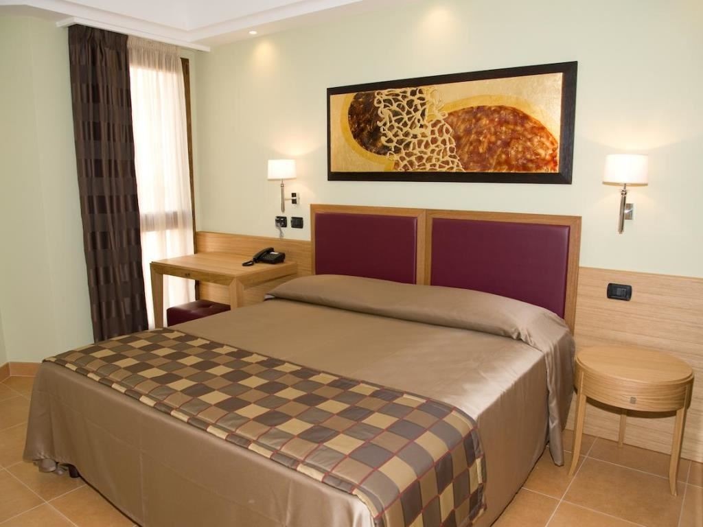 rooms-standard-room-with-balcony-or-terrace