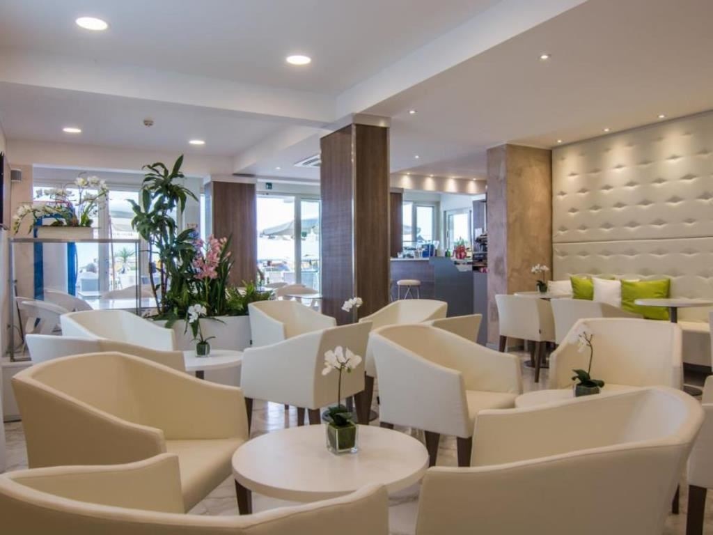 restaurants-restaurant