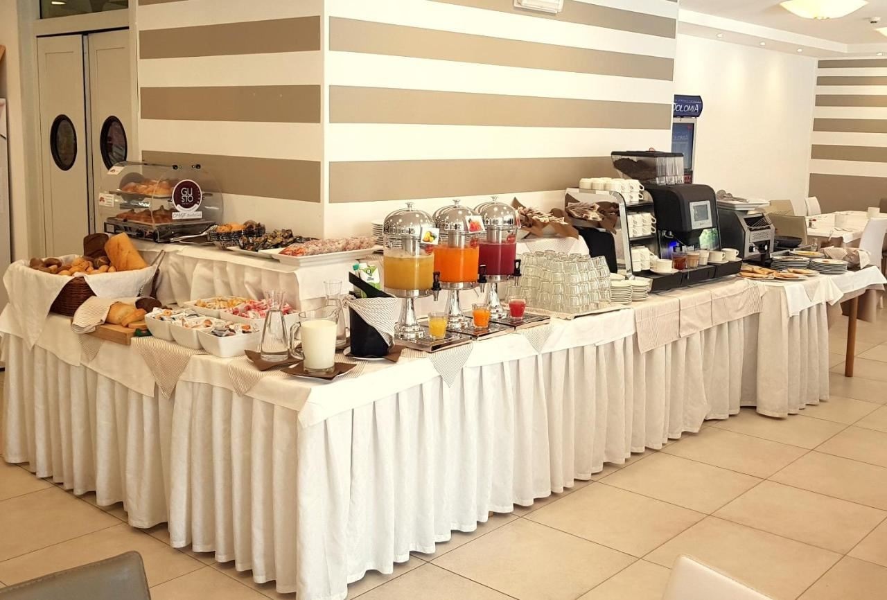 restaurants-restaurant