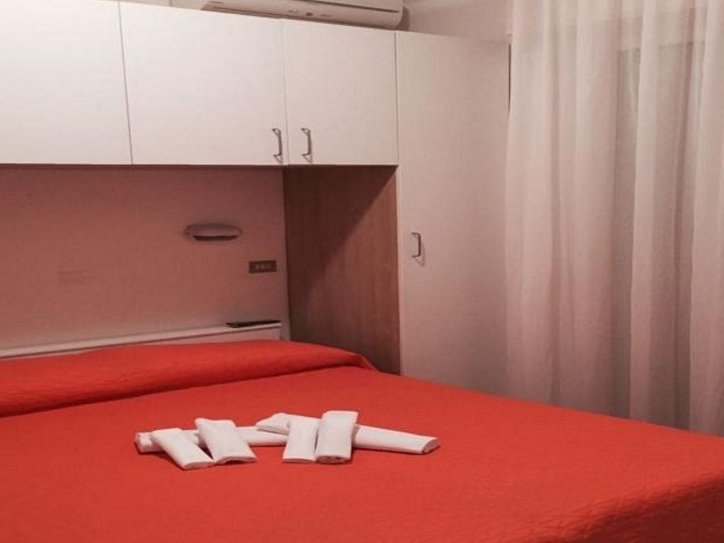 rooms-standard-room-with-balcony