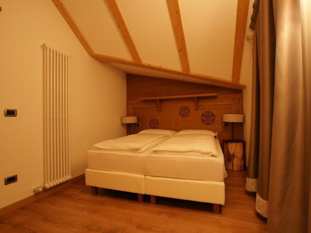 rooms-two-room-apartment