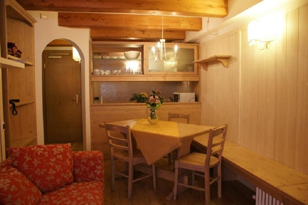 rooms-2room-apartment-superior