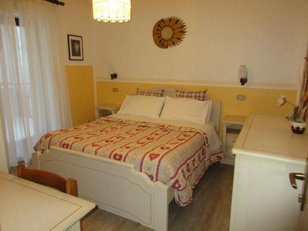 rooms-standard-room-4-pax