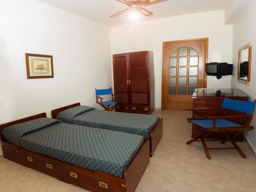 rooms-superior-room-sea-view-with-balcony-or-terrace