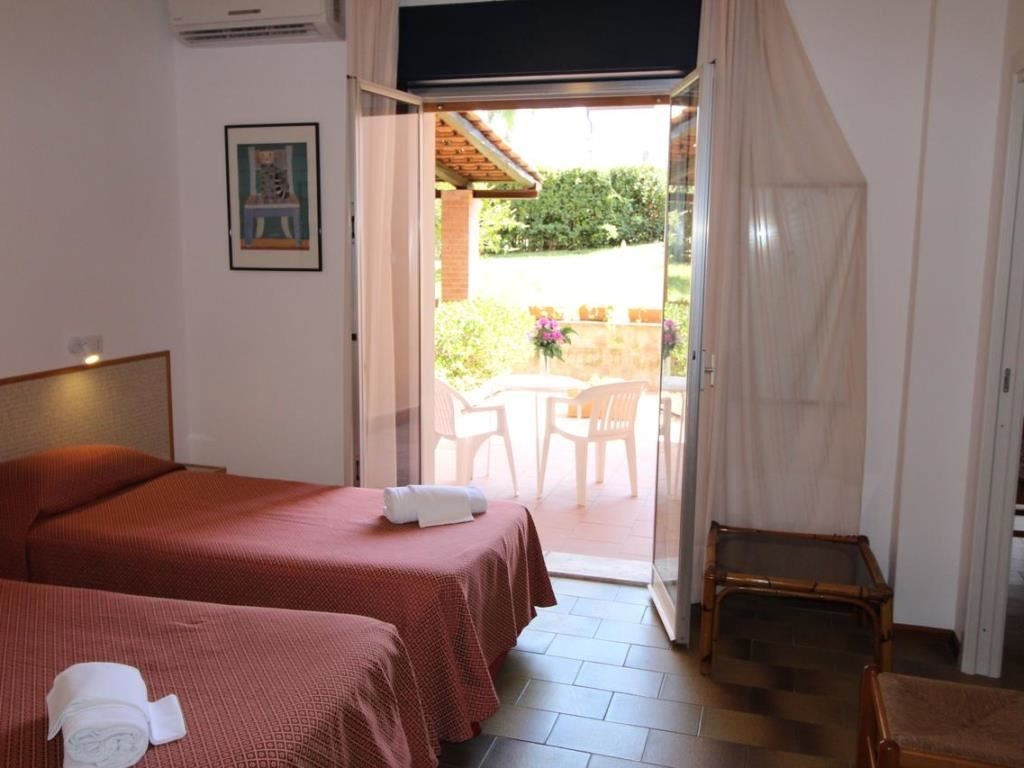 rooms-studio-3-pax-with-balcony-or-patio