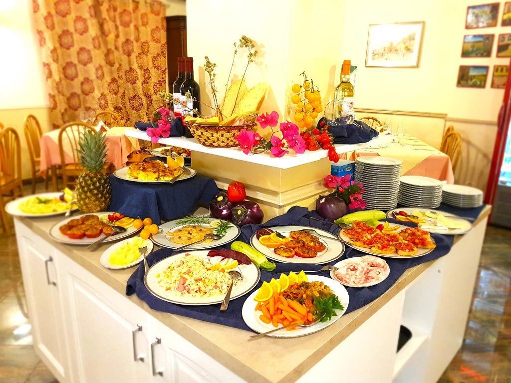 restaurants-restaurant