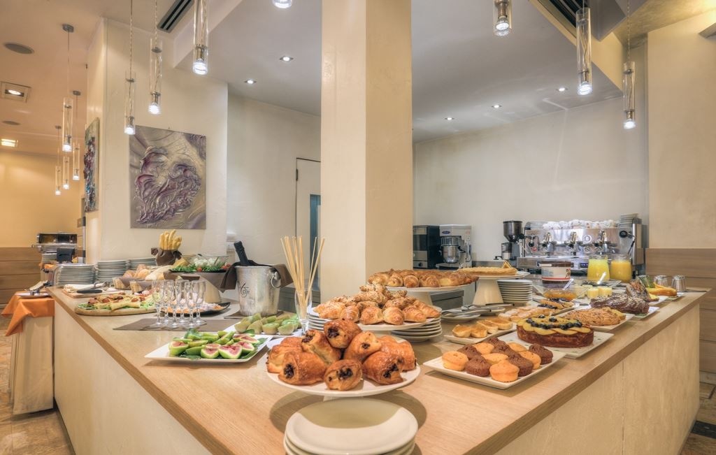 restaurants-restaurant