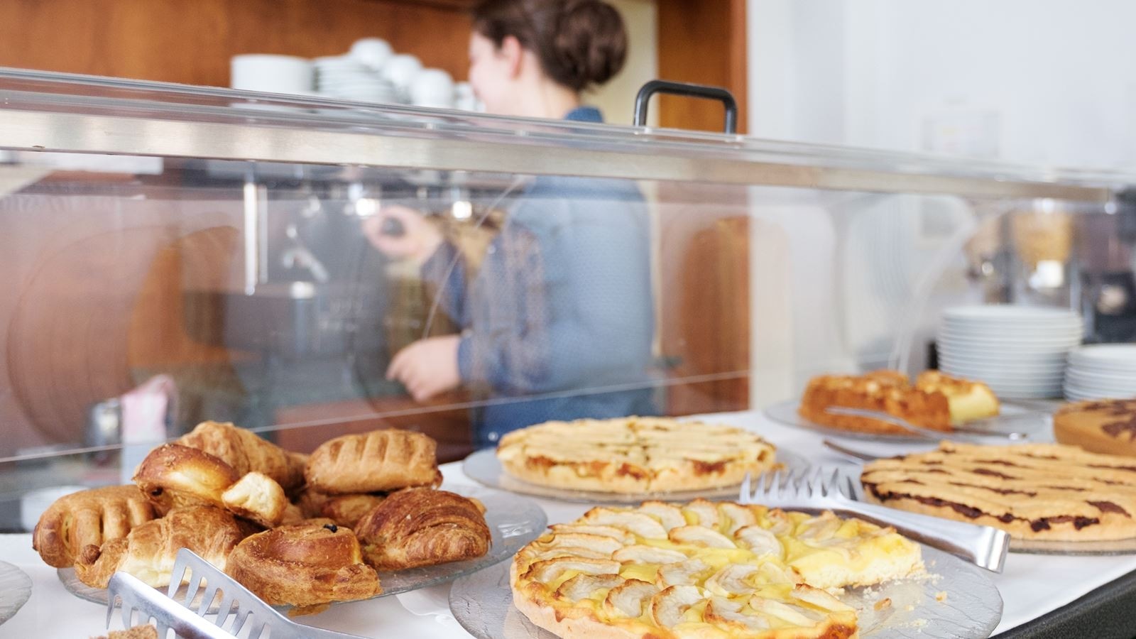 restaurants-restaurant