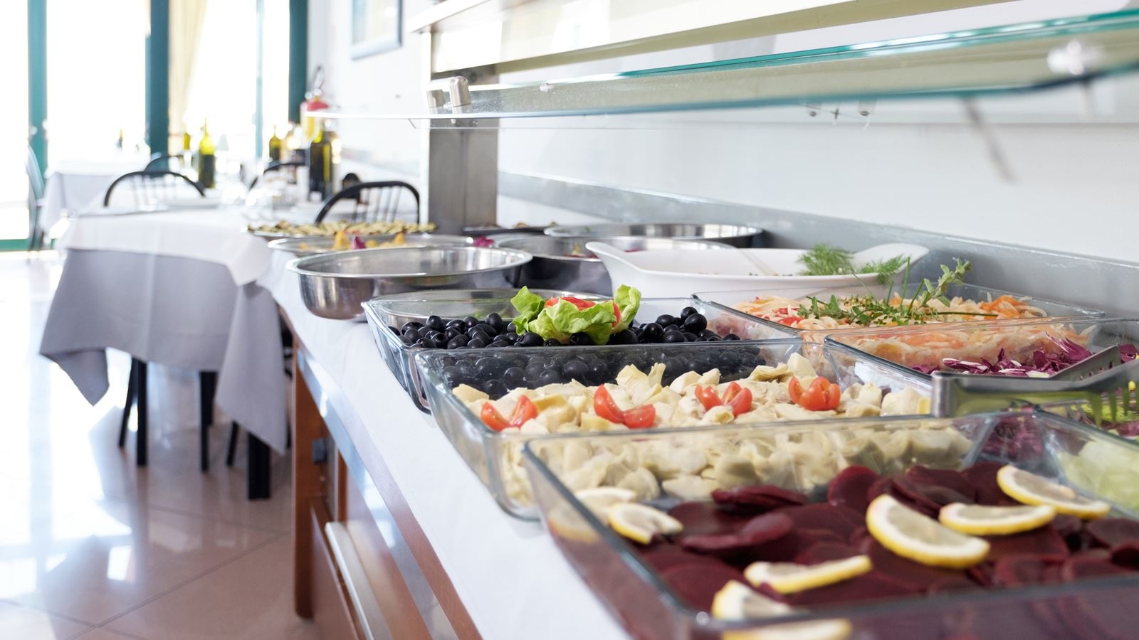 restaurants-restaurant