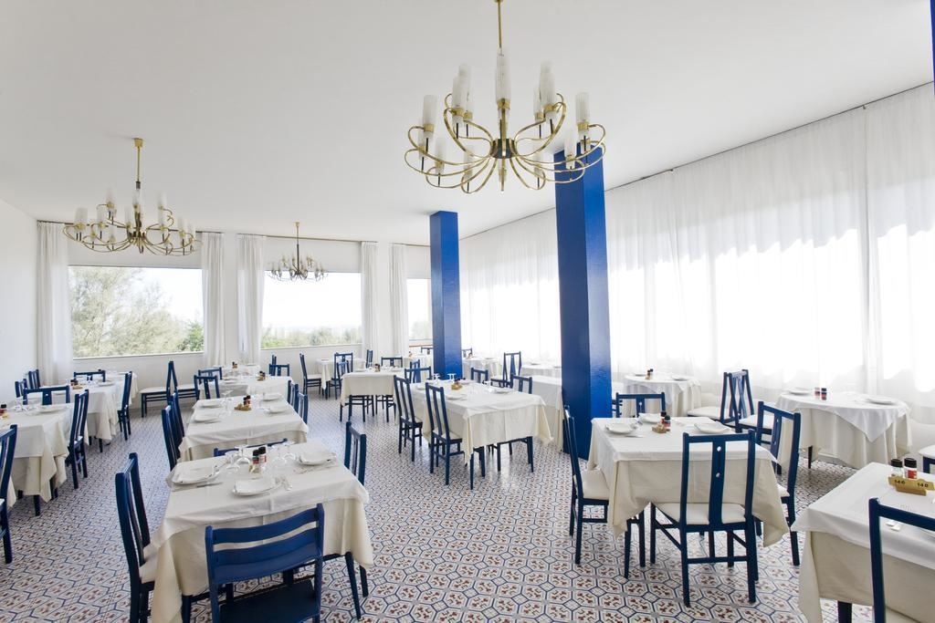 restaurants-restaurant