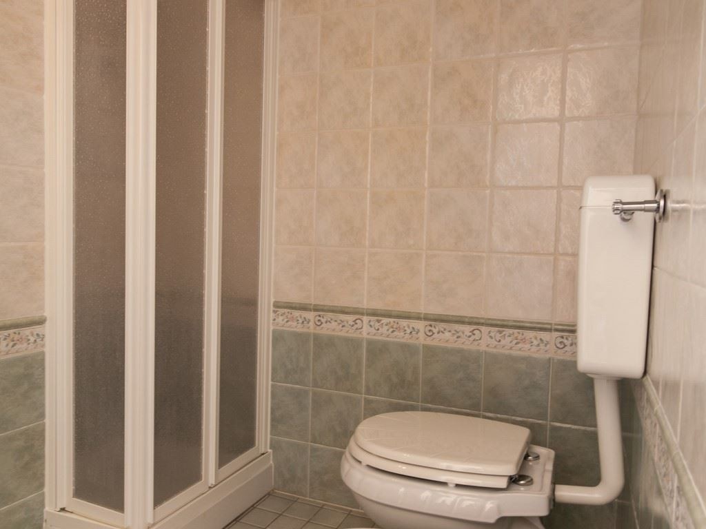 rooms-economy-room-with-balcony