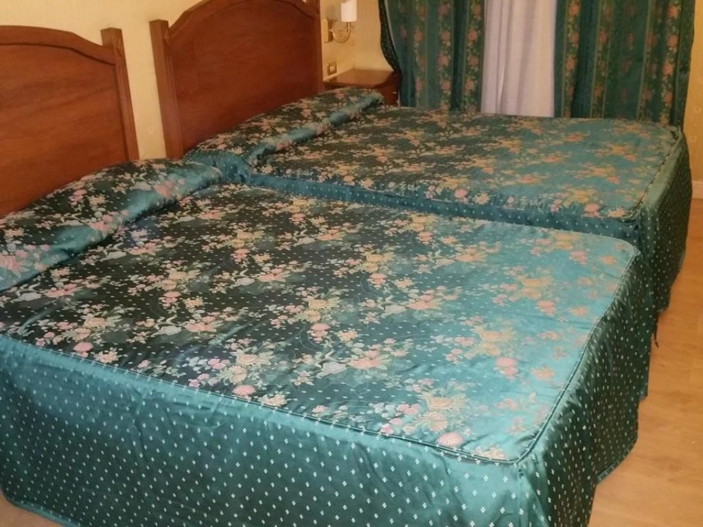 rooms-standard-room-quadriple