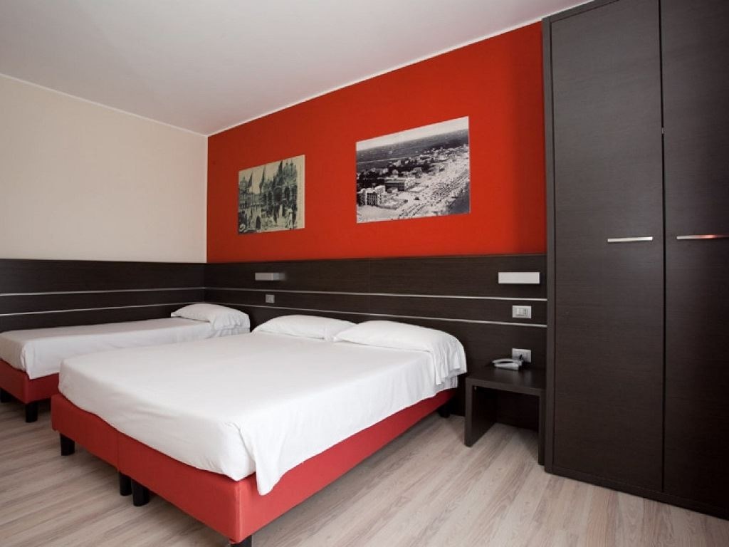 rooms-triple-room-with-balcony