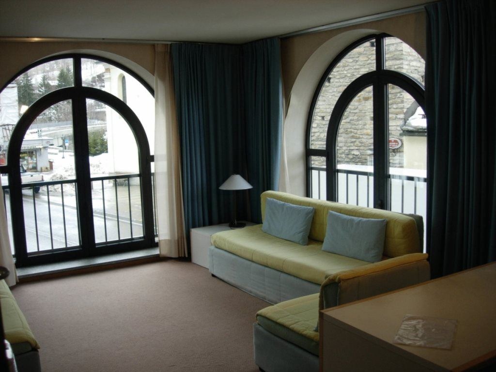 rooms-one-room-apartment-4-pax