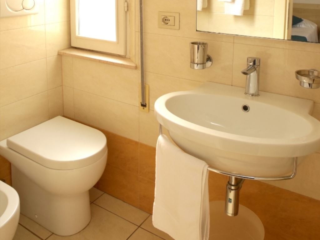 rooms-comfort-room-with-balcony