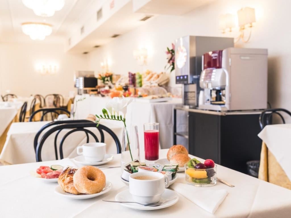restaurants-breakfast-room