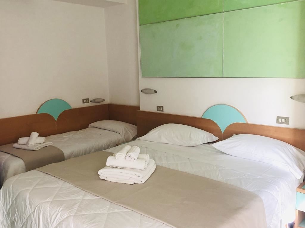 rooms-standard-room-with-balcony