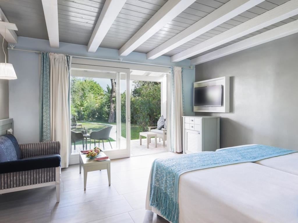 rooms-le-palme-roof-garden-view-with-patio