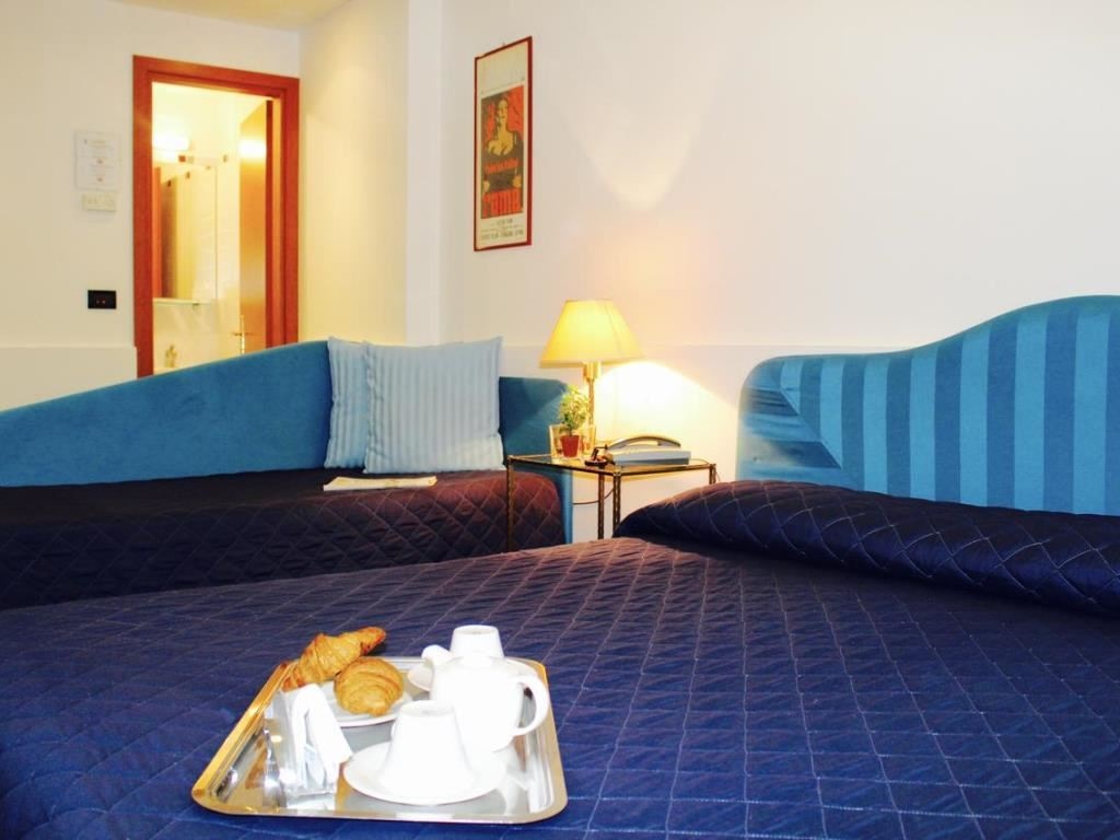 rooms-economy-room-with-balcony