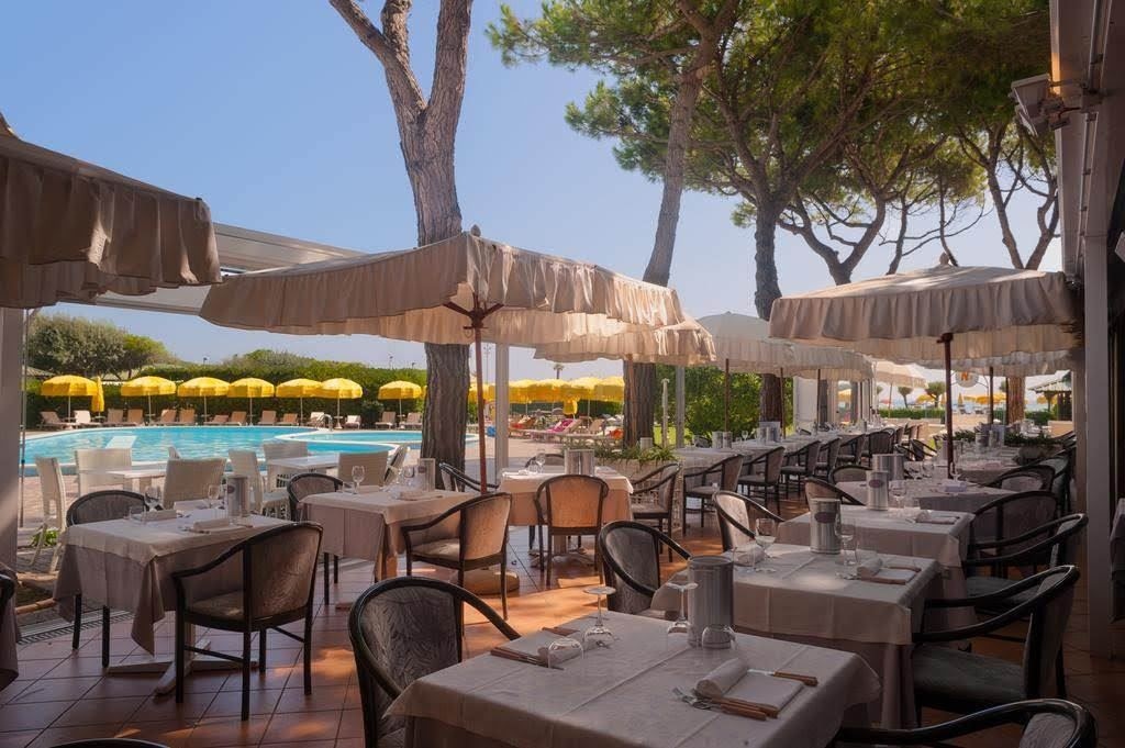 restaurants-restaurant