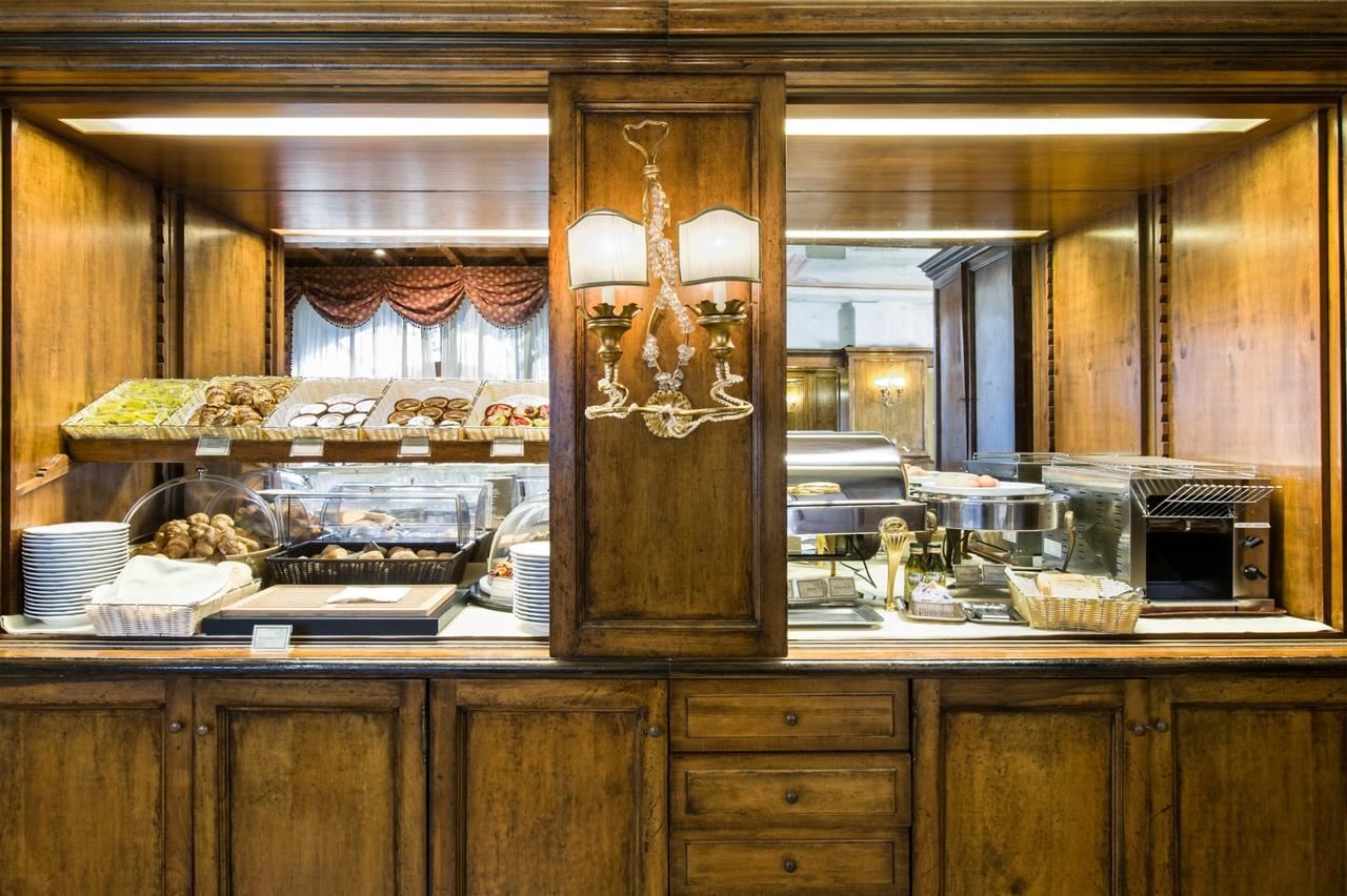 restaurants-breakfast-room