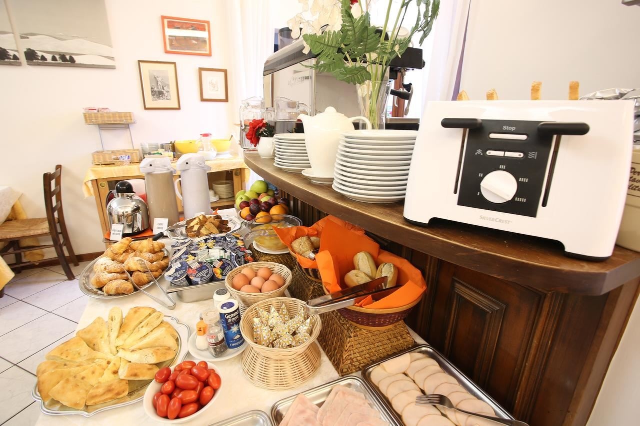 restaurants-breakfast-room