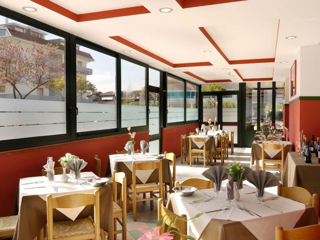 restaurants-breakfast-room