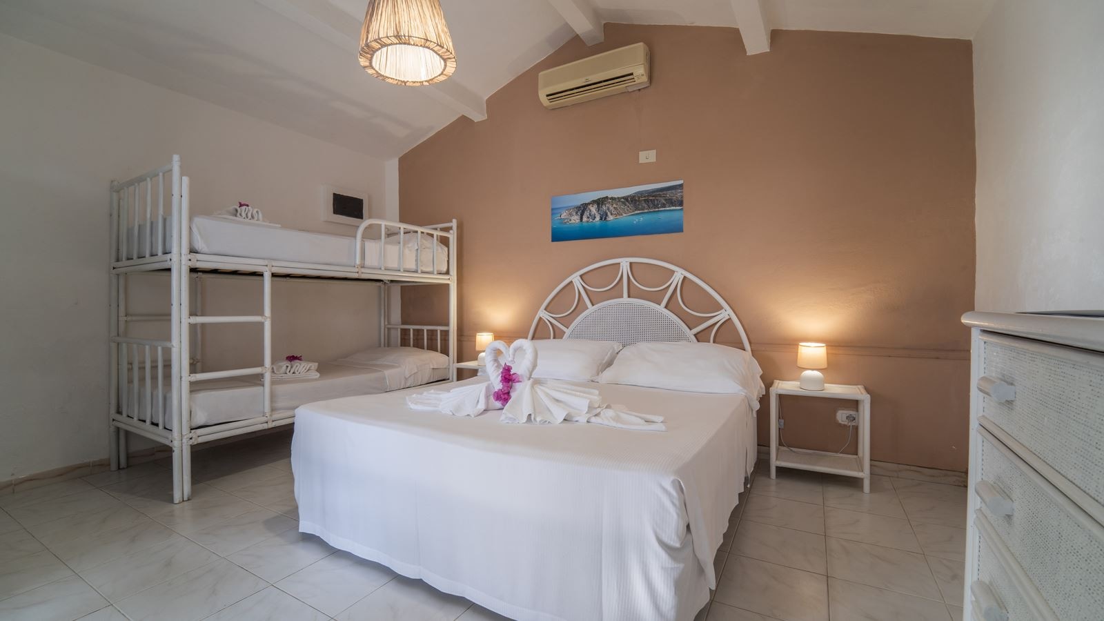 rooms-camera-superior