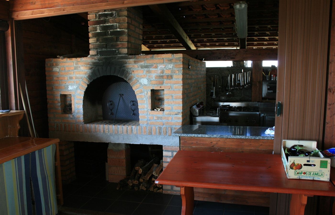 restaurants-restaurants