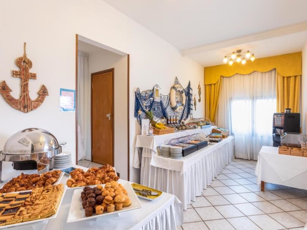 restaurants-breakfast-room