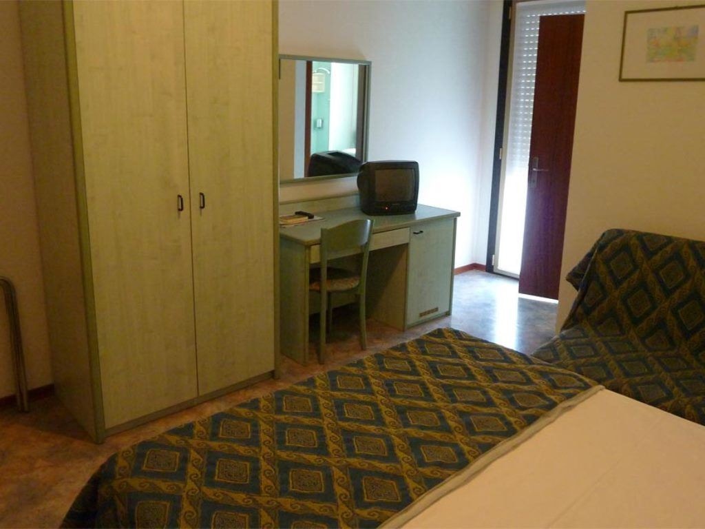 rooms-standard-balcony