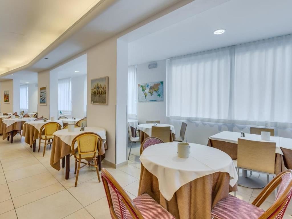 restaurants-restaurant