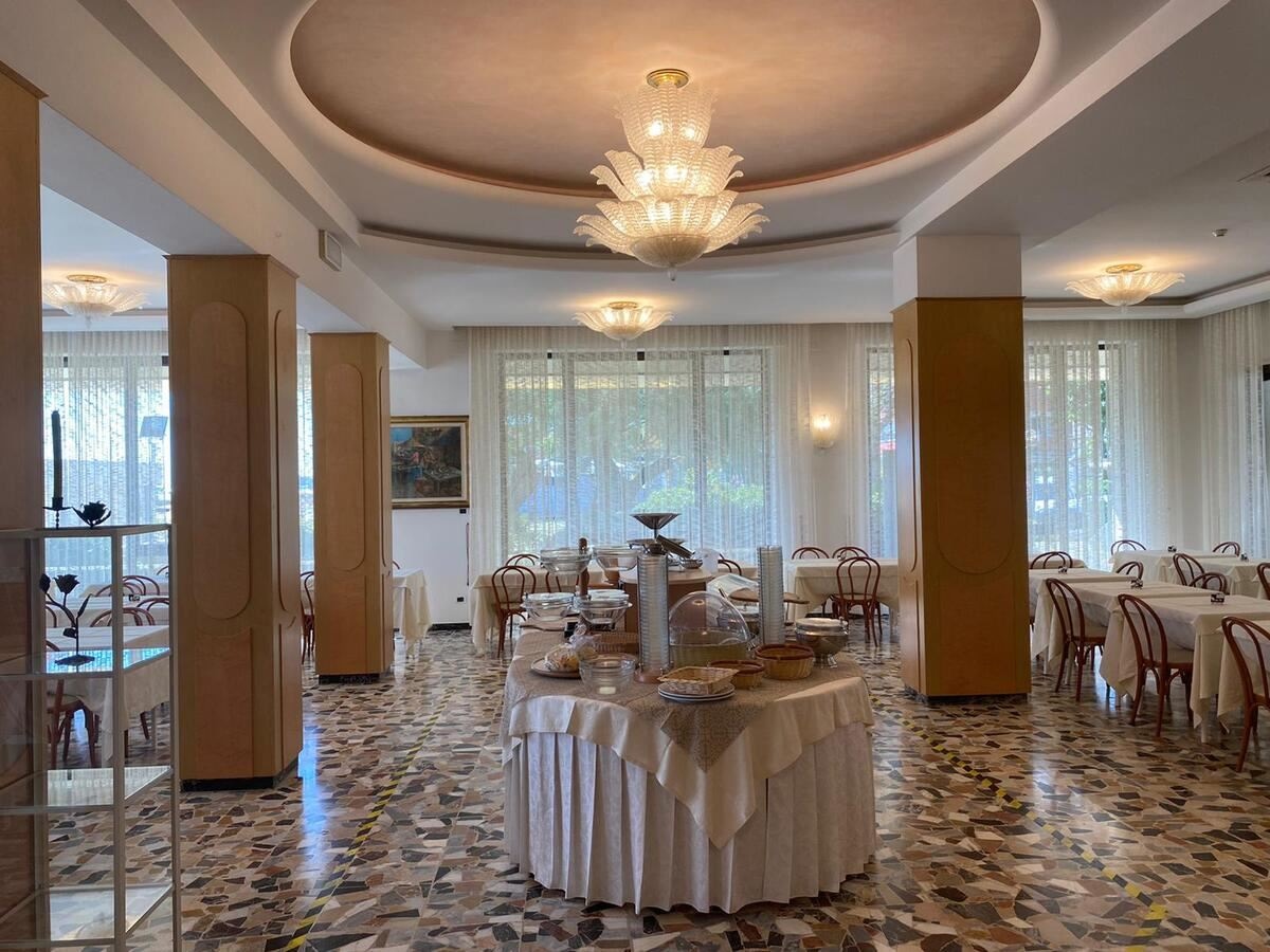 restaurants-breakfast-room