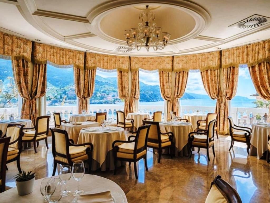 restaurants-restaurant