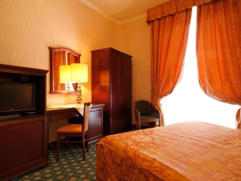 rooms-side-seaview-double-room