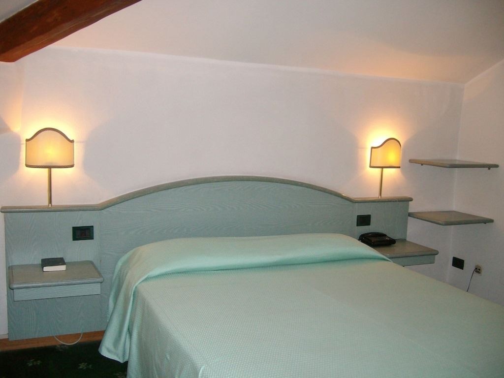 rooms-monolocale-4-persone-con-soppalco