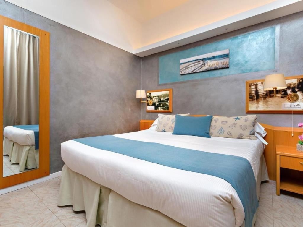 rooms-superior-double-room