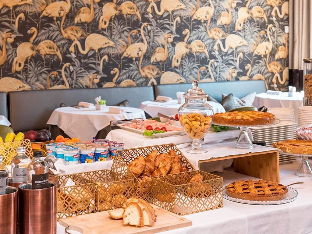 restaurants-breakfast-room