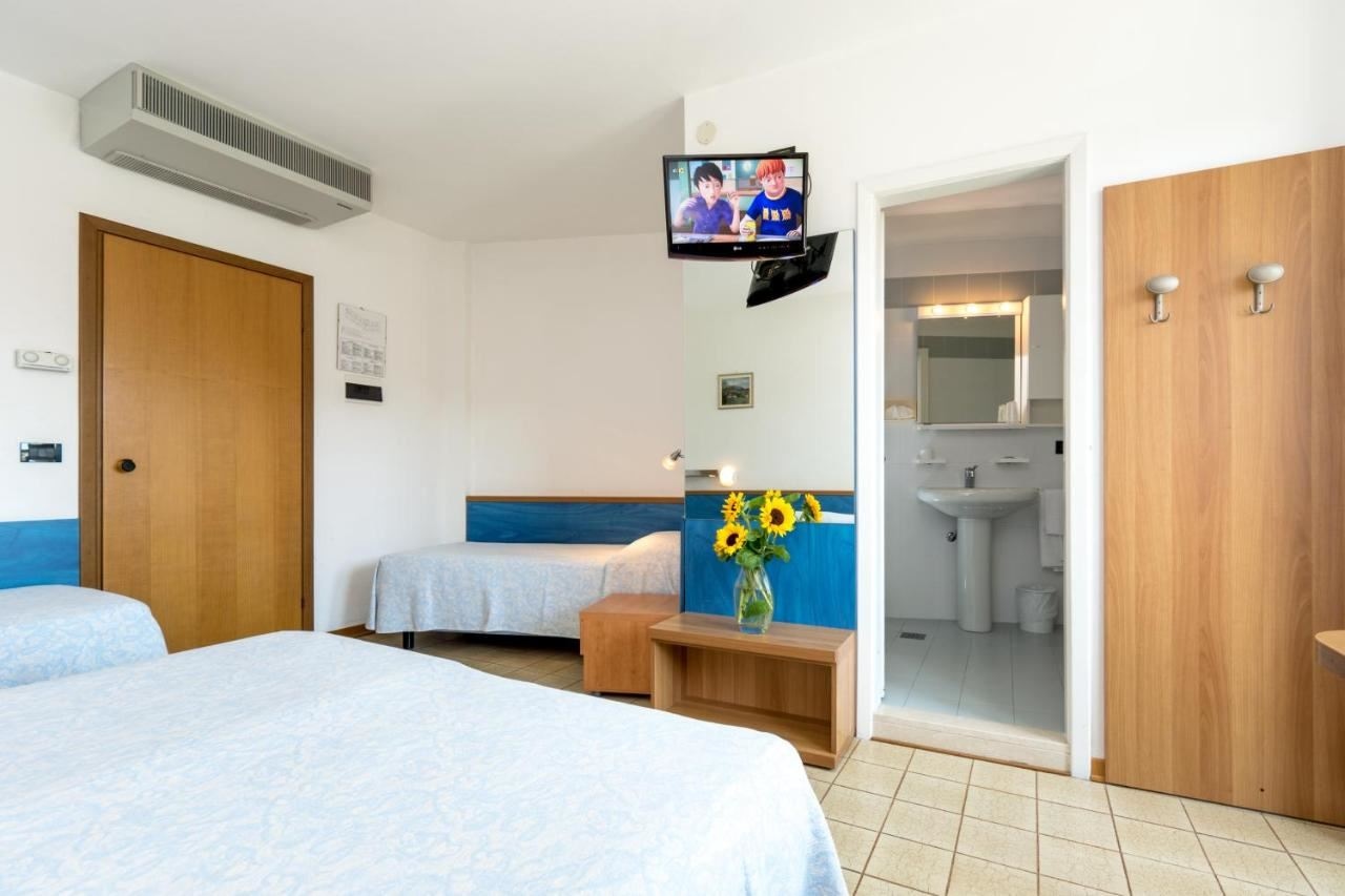 rooms-classic-triple-room